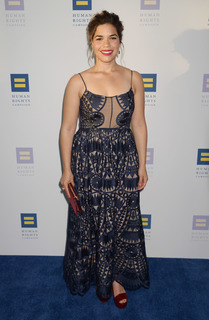 America Ferrera feet photo thumbnail