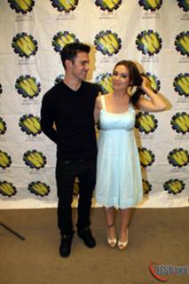 Alyssa Milano feet photo thumbnail