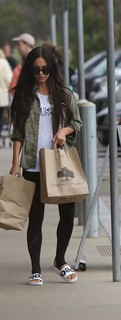 Megan Fox feet photo thumbnail