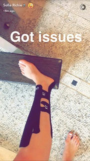 Sofia Richie feet photo thumbnail