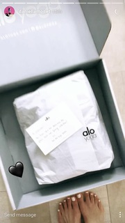 Daniella Monet feet photo thumbnail