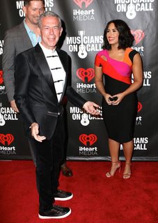 Demi Lovato feet photo thumbnail