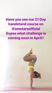 Kino MacGregor feet photo thumbnail