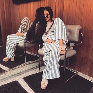 Vanessa Hudgens feet photo thumbnail