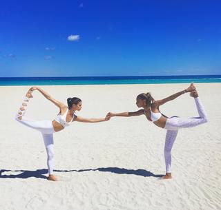 Sara Sampaio feet photo thumbnail