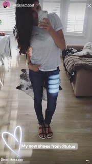 Daniella Monet feet photo thumbnail