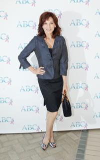 Marilu Henner feet photo 4