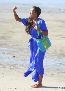 Mel B feet photo thumbnail