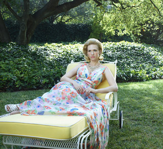 January Jones feet photo thumbnail