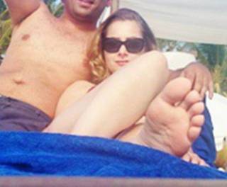 Yoseline Hoffman feet photo thumbnail