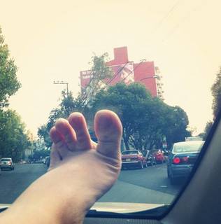Yoseline Hoffman feet photo thumbnail