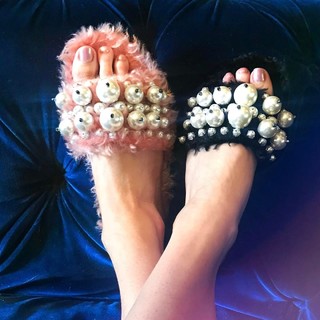 Jessica Simpson feet photo thumbnail