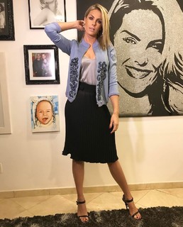 Ana Hickmann feet photo thumbnail