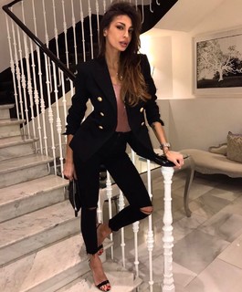 Cristina Buccino feet photo thumbnail