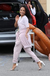 Christina Milian feet photo thumbnail