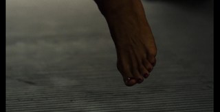 Rosario Dawson feet photo thumbnail