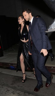 Katy Perry feet photo thumbnail