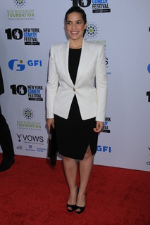 America Ferrera feet photo thumbnail