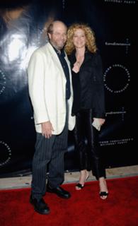 Jenna Elfman feet photo thumbnail