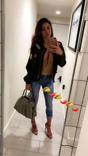 Arianny Celeste feet photo thumbnail