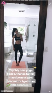 Daniella Monet feet photo thumbnail
