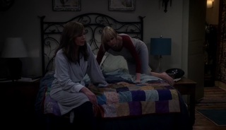 Anna Faris feet photo thumbnail
