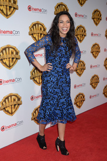 Rosario Dawson feet photo thumbnail
