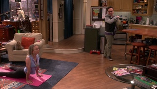 Kaley Cuoco feet photo thumbnail