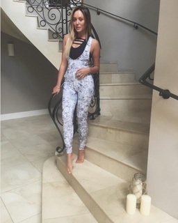 Charlotte Crosby feet photo thumbnail