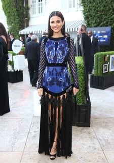 Victoria Justice feet photo thumbnail