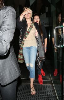 Paris Jackson feet photo thumbnail