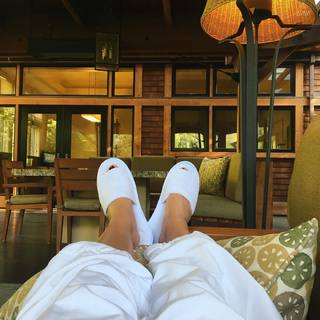 Lea Michele feet photo thumbnail