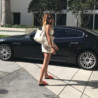 Kelly Bensimon feet photo thumbnail