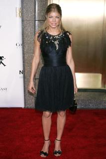 Fergie feet photo thumbnail
