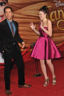 Mandy Moore feet photo thumbnail