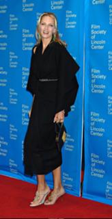 Uma Thurman feet photo thumbnail