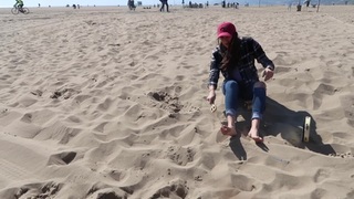 Rachel Ballinger feet photo thumbnail