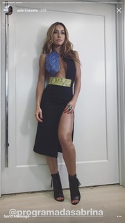 Sabrina Sato feet photo thumbnail