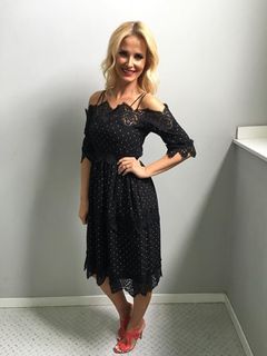Cristina Ferreira feet photo thumbnail