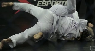 Paolla Oliveira feet photo thumbnail