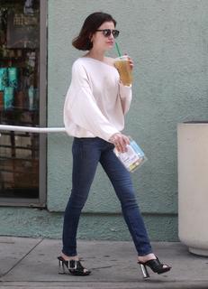 Lucy Hale feet photo thumbnail