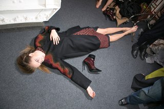 Cara Delevingne feet photo thumbnail