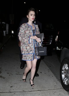 Lily Collins feet photo thumbnail