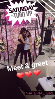 Pia Mia feet photo thumbnail