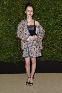 Lily Collins feet photo thumbnail