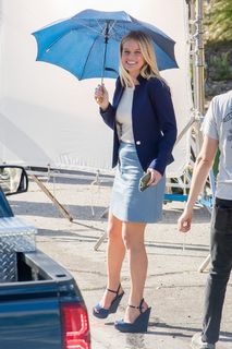 Alice Eve feet photo thumbnail