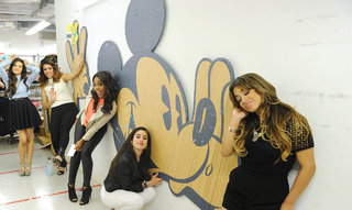 Camila Cabello feet photo thumbnail