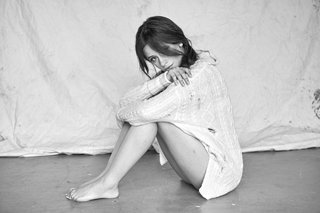 Camila Cabello feet photo thumbnail