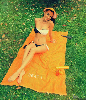 Melita Toniolo feet photo thumbnail
