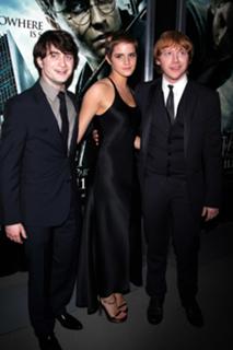 Emma Watson feet photo thumbnail